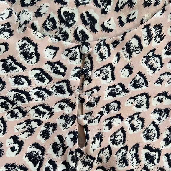 ASTR the label blush cheetah print camisole top - Picture 3 of 4